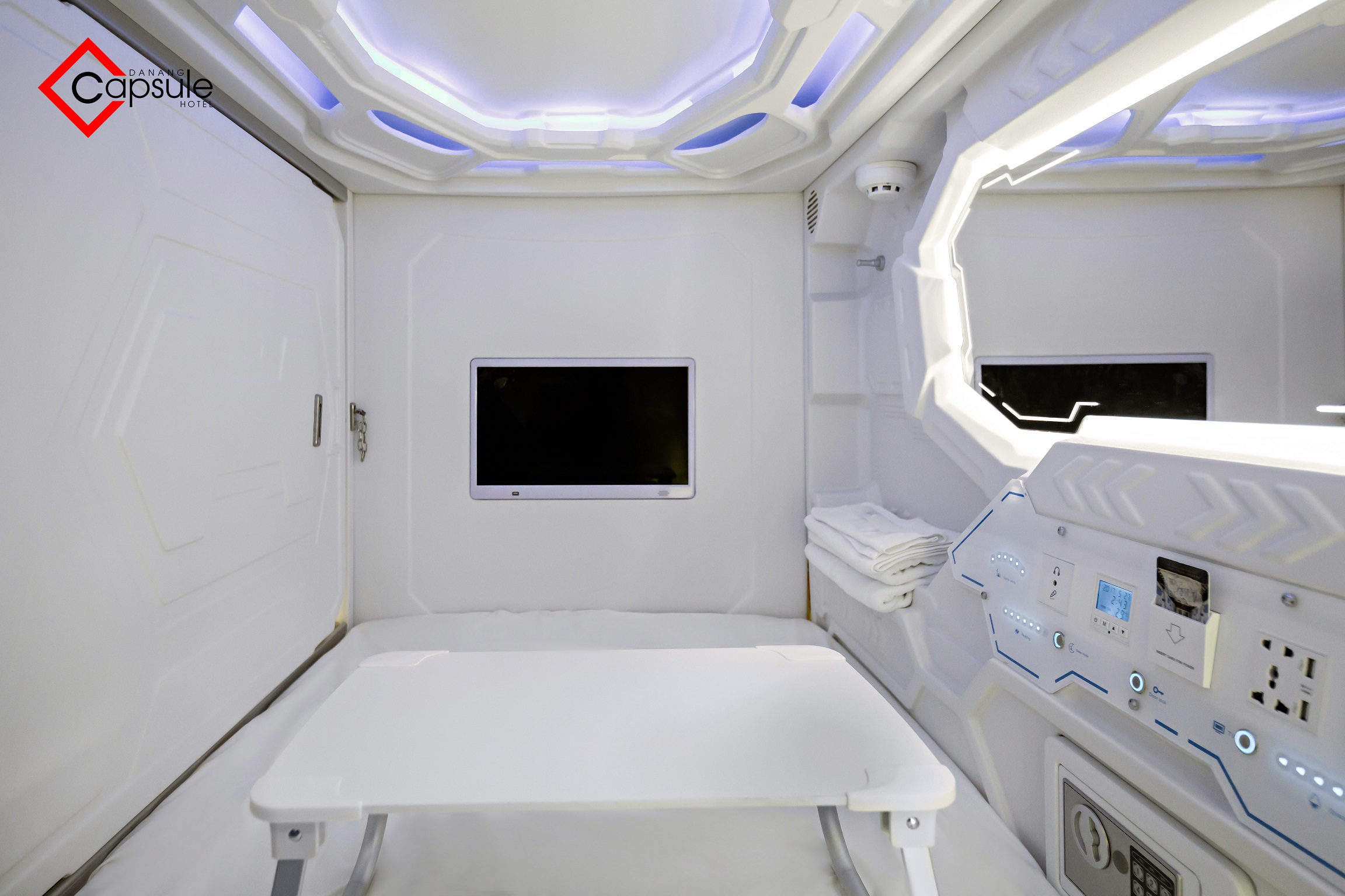Capsule