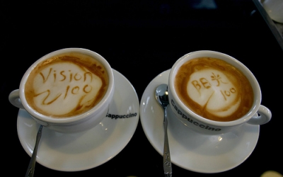 Giọt cà phê sữa... Giọt cà phê sữa...